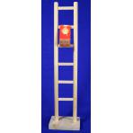 фото игрушек Акробат на лестнице