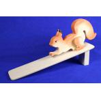 Фото Белочка на дощечке  подвижная игрушка