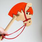 Игрушки для театра и представлений Лошадка на палке Рыжик с колесами