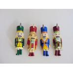 фото Щелкунчик с подвижными ножками подвеска